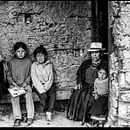 Los que se quedan. Un proyecto de Fotografía de Iñigo Azkona Bikandi - 29.04.2026