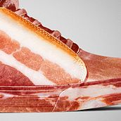 Supra bacon. Design, Traditional illustration, and Advertising project by We want to believe - 04.21.2010
