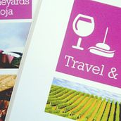 catalogo Tee Travel. Design, and Advertising project by the beehive - 08.30.2010
