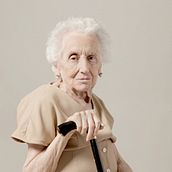 OBJETO DE STUDIO. Un progetto di Fotografia di LIDIA SANZ - 04.10.2011