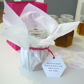 autopromo. Design, and Advertising project by the beehive - 02.16.2012