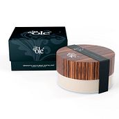 Olé Paris - Aromatic Salts - 3D Packaging. Un projet de Design , Illustration traditionnelle, 3D , et Publicité de Juan Fernández - 26.09.2012
