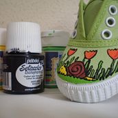 Zapatillas pintadas. Un progetto di Design e Illustrazione tradizionale di Marta Rexachs - 13.10.2012
