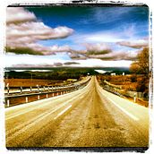 Carreteras a ningún lugar. Fotografia projeto de patricia_bustos_cuesta - 28.04.2013