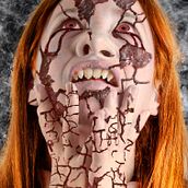 ZOMBIE. Un proyecto de Diseño y Fotografía de Cris Merino Garrido - 22.09.2013