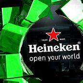Heineken Video Mapping . Design, Motion Graphics, Advertising, 3D, Film, Video, TV, and Traditional illustration project by Carlos Cabrera Olayo - 10.28.2013