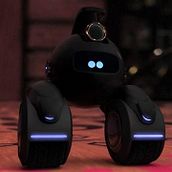 I-BOT. Design, Advertising, Film, Video, TV, 3D, and Motion Graphics project by Vanesa Campos Tormo - 01.20.2014