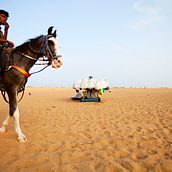 Playa Chennai. Photograph project by Sistema Binari - 02.06.2013