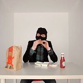 TELEVISIÓ ESPAI EXPOSITIU /TVEE. Fine Arts, Film, Video, and TV project by MINIATURE - 02.11.2014