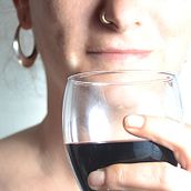 Campaña gráfica Sol y Pámpana. Een project van  Br, ing en identiteit, Grafisch ontwerp y  Reclame van Adán Cuesta Molina - 19.03.2014