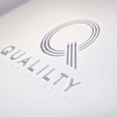 Qualilty Associates. Br, ing, Identit, Design, Graphic Design, Design Management, Packaging, Advertising, T, pograph, and UX / UI project by Emili Garriga i Coll - 04.08.2014