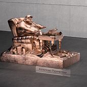 American Typewriter. Un proyecto de Dirección de arte y Tipografía de southandisland - 13.05.2014