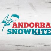 Andorra Snowkite. Imágen Gráfica de Evento Deportivo. Graphic Design, Traditional illustration, and Events project by Carlos Cañellas - 03.07.2012