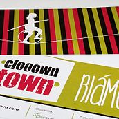 Logomarca y aplicaciones publicitarias para Clooown Town. Graphic Design, and Advertising project by Antía Méndez Conde-Pumpido - 06.15.2014