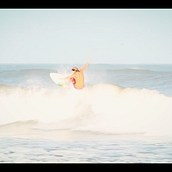Spot surfers. Film, Video, and TV project by Andrés Ramos Mantilla - 04.08.2013