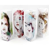 ELESVINOS. Un proyecto de Ilustración tradicional y Packaging de Robert Tirado - 08.07.2014