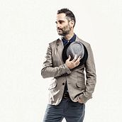 Jorge Drexler para Revista Mine. Photograph, and Music project by Regina Capdevila - 03.14.2014