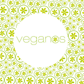 Diseño de logo y uniformes para restaurante vegetariano . Br, ing, Identit, Design, and Graphic Design project by Verónica Salcedo - 09.30.2012