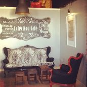 Ecléctico Café. Un projet de Design , Design graphique et Illustration traditionnelle de Nathalie Lozada Oliveros - 20.07.2014
