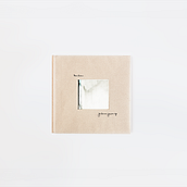 Bon Iver | For Emma, Forever ago.. Un proyecto de Dirección de arte, Diseño editorial, Diseño gráfico, Fotografía y Packaging de Raúl Marín - 08.09.2014