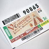 V Centenario Patrona de Móstoles (Carteles y Cupón para el 11 deOct.). Graphic Design project by Sergio Barea Carbonell - 09.09.2014