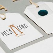 NUEVA IDENTIDAD CORPORATIVA VILLA CORA BOUTIQUE. Br, ing & Identit project by Javier Patiño - 10.13.2014