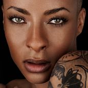 Beauty. Photograph, and Post-production project by Fenneke Elsink - 10.25.2014