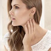 Retouching JUV. Photograph, and Post-production project by Maestro Img - 11.06.2014