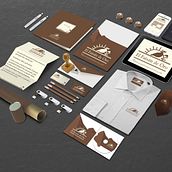 EL FAISÁN DE ORO, Restaurante.. Un proyecto de Br, ing e Identidad, Dirección de arte, Diseño, Diseño gráfico, Ilustración tradicional, Packaging, Post-producción fotográfica		, Publicidad, Serigrafía y Tipografía de Javier Costa del Gallo - 15.02.2012