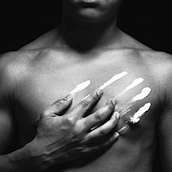 Cuerpo a tierra. Fine Arts, and Photograph project by Roman Joglar Noa - 12.16.2014