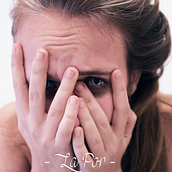 Autoretratos - El maltrato. Projekt z dziedziny Fotografia użytkownika Clara BOSCH - 11.01.2015