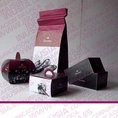 pack "florynata". Design de produtos, e Packaging projeto de Inúsia comunicación gráfica - 21.01.2015