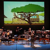 Animación de personajes "Percusionando". Animation, Graphic Design, and Motion Graphics project by Nairobi Estudio - 03.08.2015