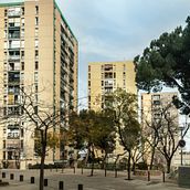 Barrio de Montbau - Barcelona. Architecture project by Julio Cesar Fonte Alcantara - 03.24.2015