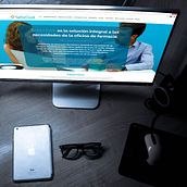 Website Sefarclock. Web Development, Graphic Design, and Web Design project by Carlos Sánchez Gallego - 04.09.2015