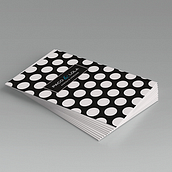 Folleto desplegable para la bodega Paco&Lola. Graphic Design project by Juan Graíño Bazarra - 06.12.2015