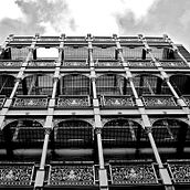 Fachadas (frentes). Un proyecto de Fotografía de Barbara Signate - 10.08.2015