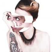 Naturaleza Muerta. Un proyecto de Collage, Diseño y Fotografía de Rebecca Escabrós - 14.08.2015