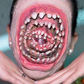 taller de creacion de mascaras. Een project van  Beeldende kunst van Julian Daza - 27.08.2015