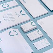 MIO Centro Odontológico. Een project van  Br, ing en identiteit y Grafisch ontwerp van Ultramarina Studio - 17.09.2015