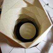 Creación de una lámpara a partir de un tronco de madera.. Furniture Design, Making, and Lighting Design project by Atxim Studio - 09.18.2015