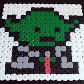 Proyectos Hamma Beads.. Arts, Crafts, Film, Design, Accessor, Design, Product Design, and Graphic Design project by Alexandra Martínez Royuela - 09.30.2015