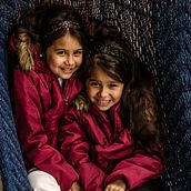Gemelas #retratos. Photograph project by Mat Kar - 11.07.2015