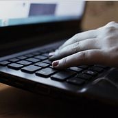 El porqué de los sitios webs profesionales. Projekt z dziedziny Tworzenie stron internetow i ch użytkownika jacobcoruna - 25.01.2016