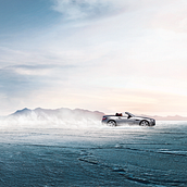 Mercedes-Benz SLK. Direção de arte, Design, Design gráfico, e Publicidade projeto de Patricia R - 31.01.2016
