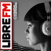 Libre FM. Un progetto di Web development, Product design, Design interattivo, Web design, Musica e Postproduzione fotografica di Julián Álvarez - 14.02.2015