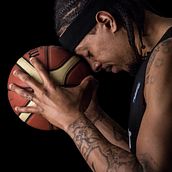 INDIOS Basketball team. Br, ing, Identit, and Photograph project by Gabriela VanDrache - 02.21.2016