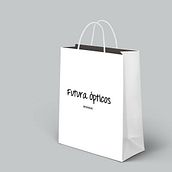 Futura Ópticos - Aravaca -. Design gráfico projeto de Mayte Serna - 23.02.2016