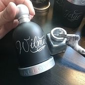 Halloween Tattoo - Halloween Perfumes. Br, ing, Identit, and Calligraph project by Victor Kams - 03.16.2016