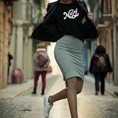 383 camisetas nuvj. Un proyecto de Br, ing e Identidad, Caligrafía y Diseño de nuvj® camisetas - 29.03.2016